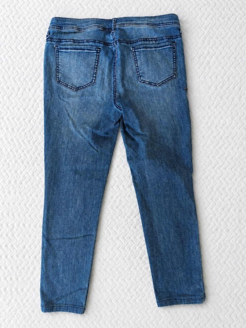 Cat & Jack Girls Size 16 Super Skinny Star Embellished Jeans - Picture 4 of 11